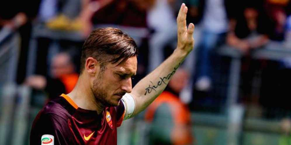 Pensione? Totti Masih Mau Lanjut 'Party'!